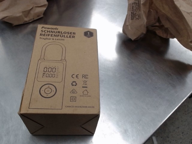 Cordless tire inflator powools