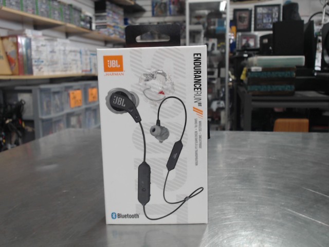 Paire d'ecouteur neuf dans boite