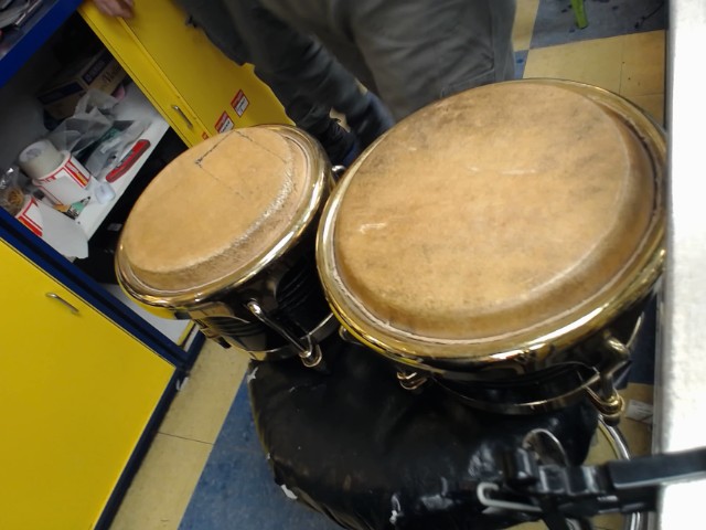 Konga noire fait a la main