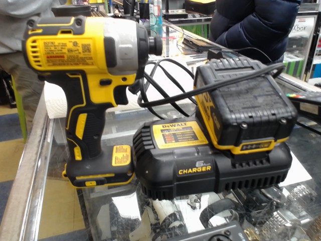 Impact drill dewalt