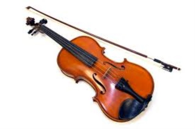 Violon dans case carlton cvn100 3/4