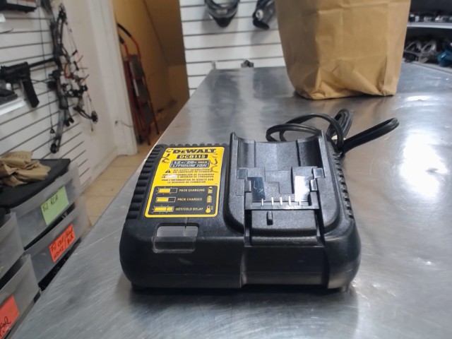 Chargeur dewalt