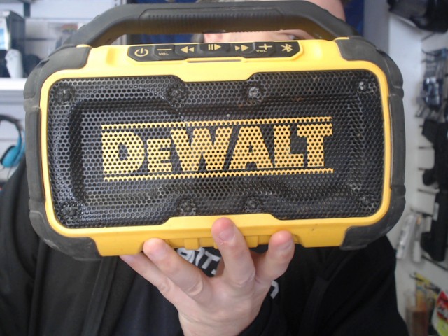 Radio a batterie manque le fil