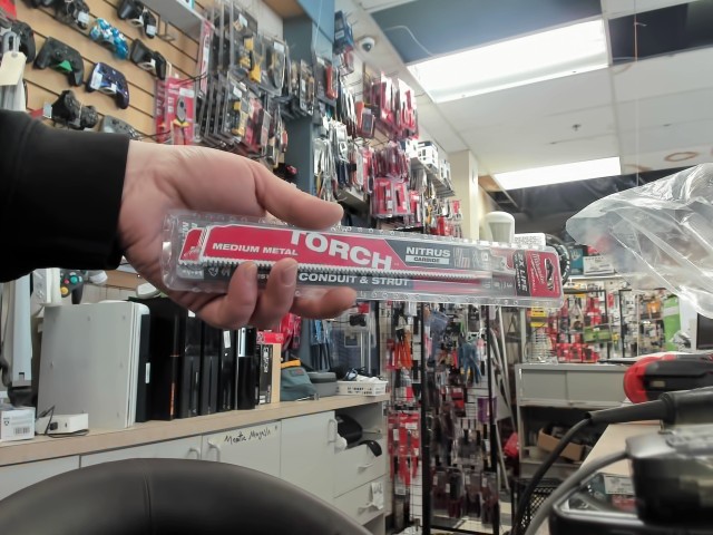 Pk blade nitr carb strut