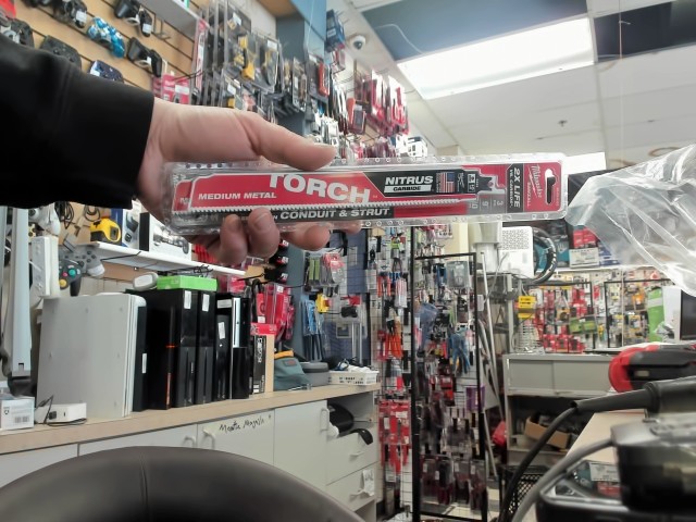 Pk blade nitr carb strut