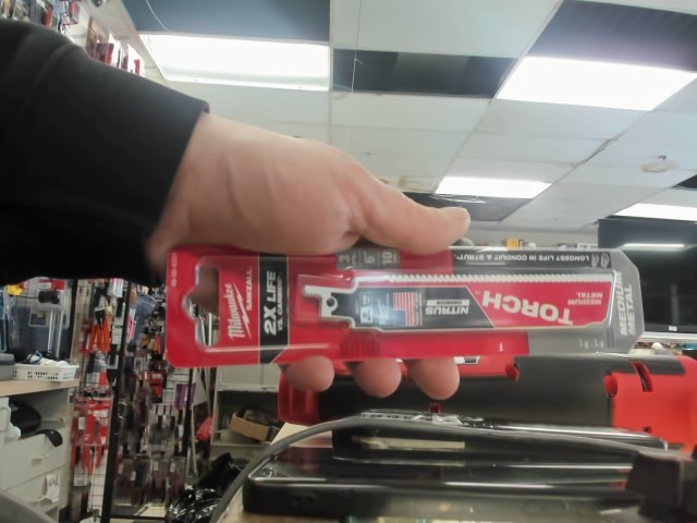 Pk blade nitr carb strut