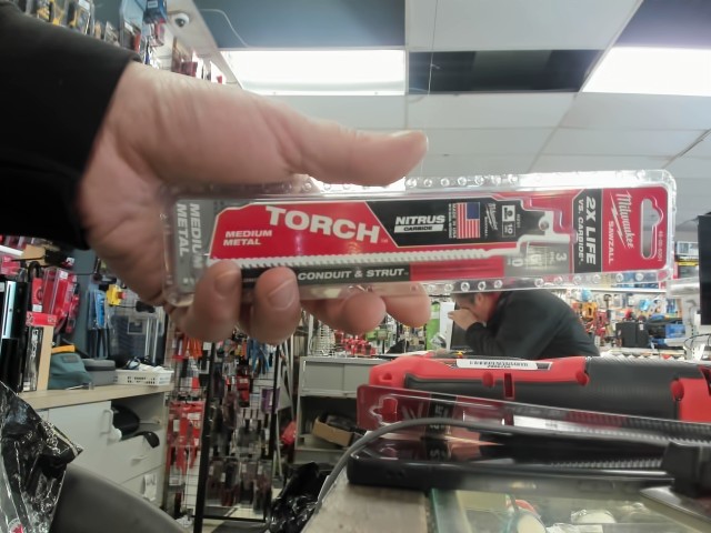 Pk blade nitr carb strut