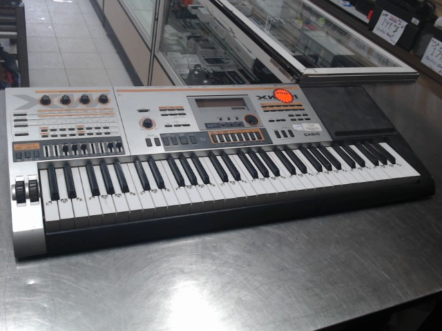 Casio xw-p1 61 keys synthesizer