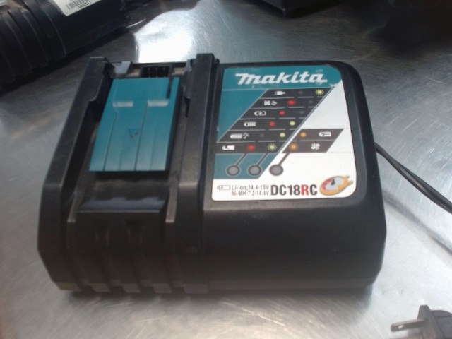 Chargeur makita