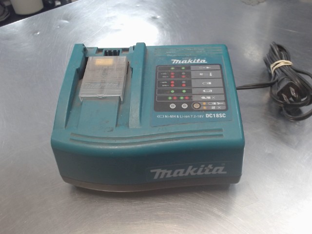 Chargeur makita