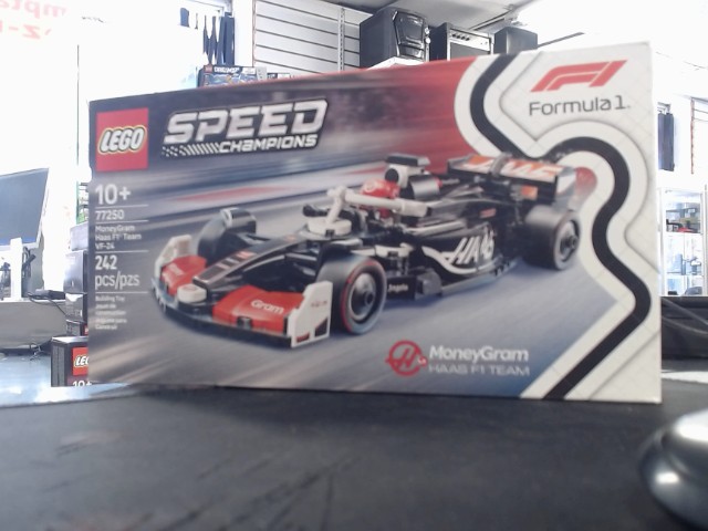 Moneygram haas f1 team vf-24