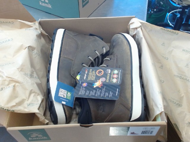 Botte neuve taille 10