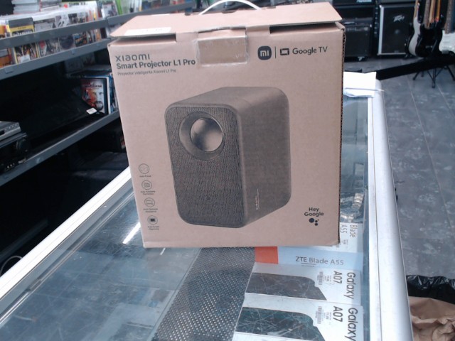 Xiaomi smart projector l1 pro in box new