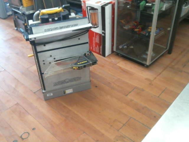 Banc de scie hawkeye laser