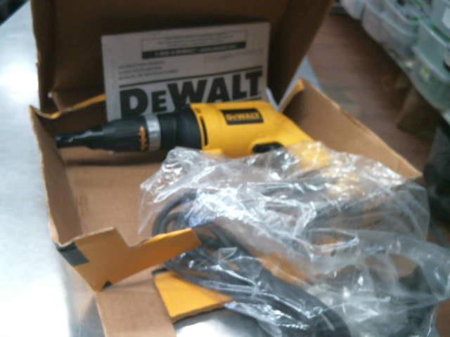 Drill dewalt pour gypse neuf dans boite