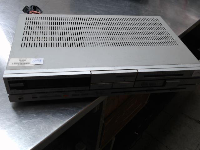 Hitachi amplificatuer (hitachi)