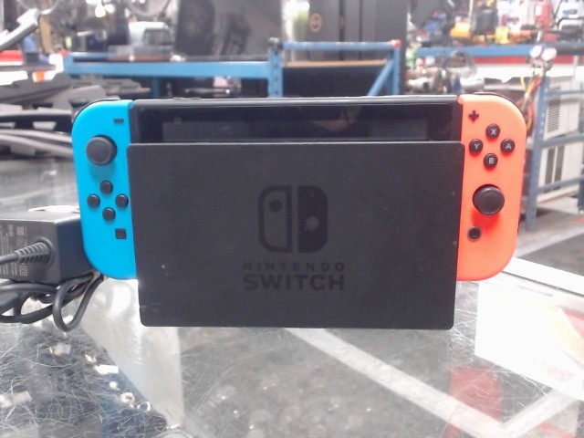 Console nintendo switch+dock+chargeur