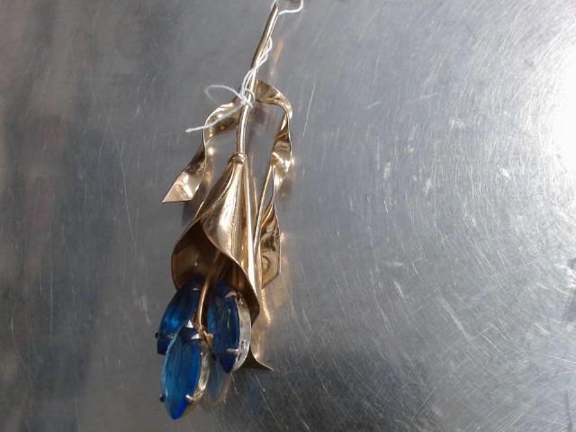 Epingle fleur avec pierre