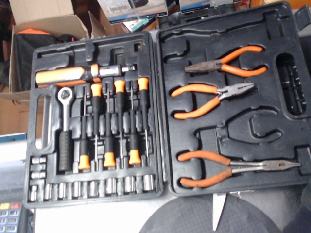 Kit de tourne vis+pince