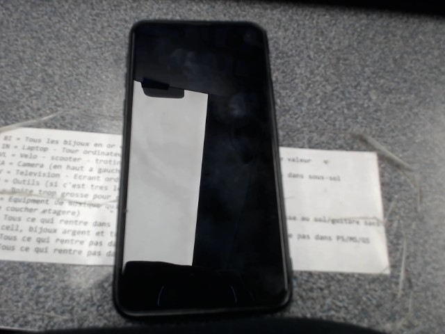 Samsung cellphone noire pw:kdsckt no cap