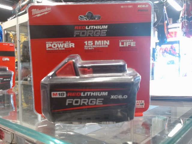 Milwaukee m18 xc6.0ah forge new
