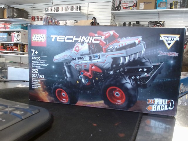 Monster jam thunderroarus pull-back