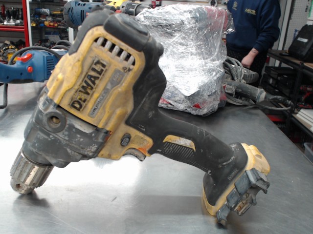 Mixeux dewalt dcd130 a batterie