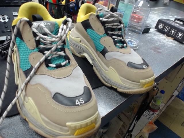 Sheos balenciaga taille 45 replica