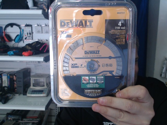 Disque diamant� segment� 4 pouces