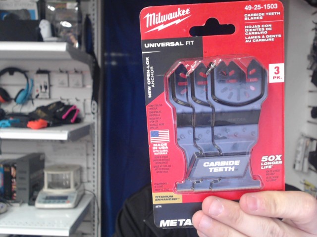 Lames a dents au carbure