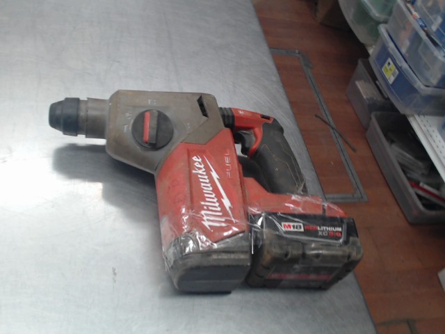 Rotary hammer milwaukee + batt 5ah