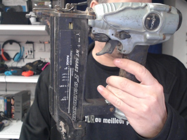 Brad nailer hitachi 18ga