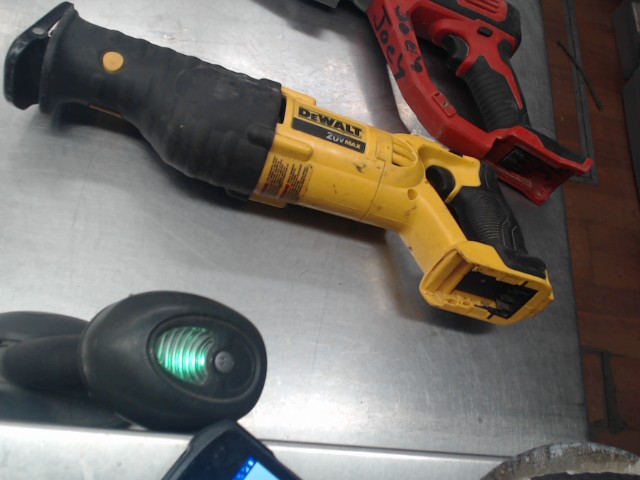 Sawzall dewalt