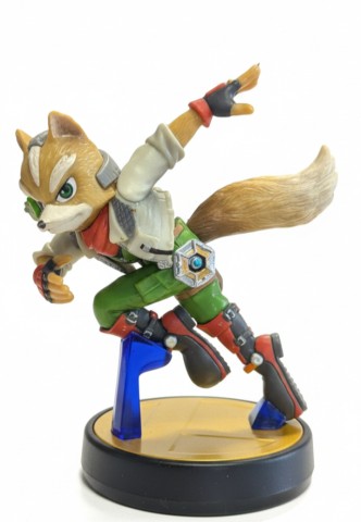 Fox mccloud star fox amiibo