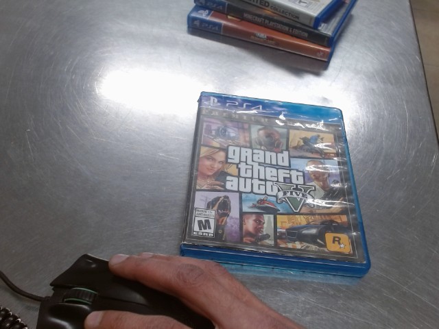 Grand theft auto v