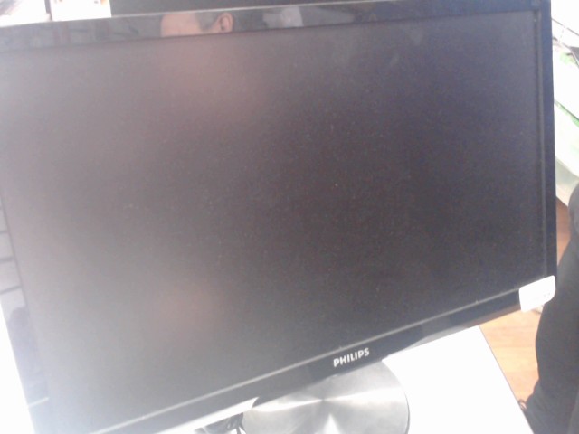 Ecrant 22 pouce+fils