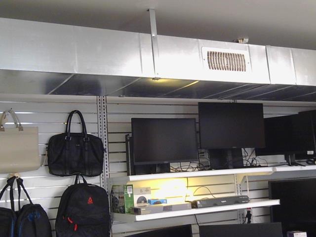 Ecran d'ordi 24 pouces