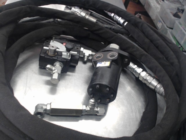 Valve control+pump hydraulic+hoses