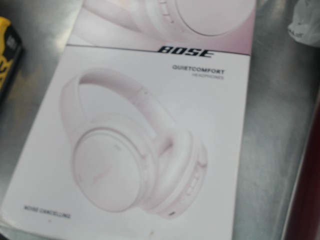 Bose quietcomfort v5 pink