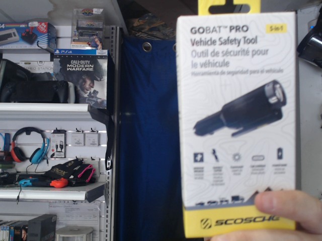 Outil de securite pour le vehicule