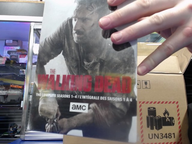 The walking dead int�grale s 1 a 4