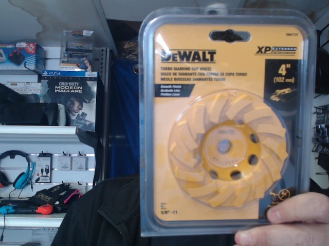 Meule boisseau diamant�e turbo