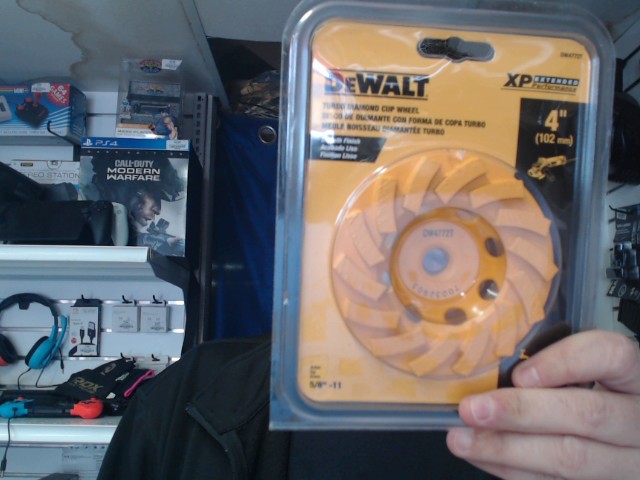 Meule boisseau diamant�e turbo