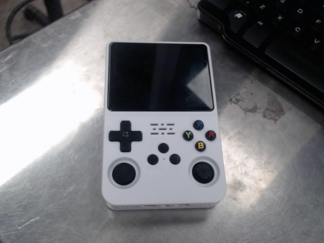 Emulator handheld console