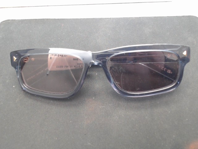 Lunettes soleil prada bleue