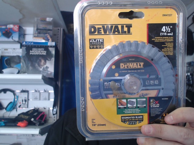 Disque diamant� segment� 4 1/2