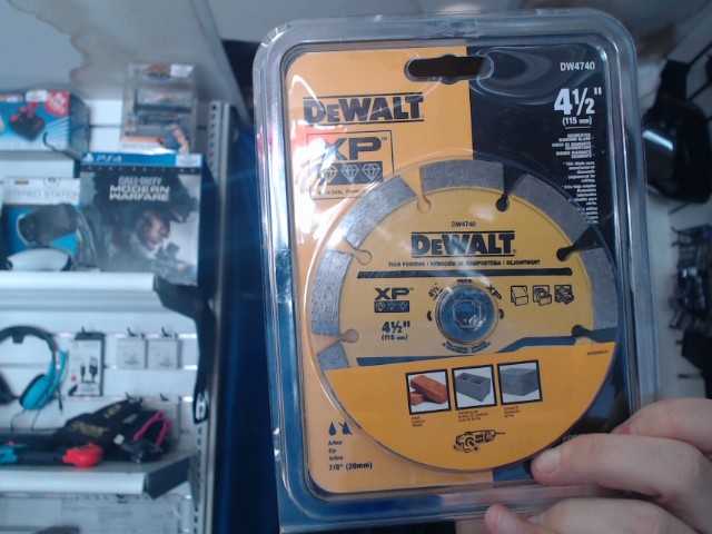 Disque diamant� segment� 4 1/2 pouces