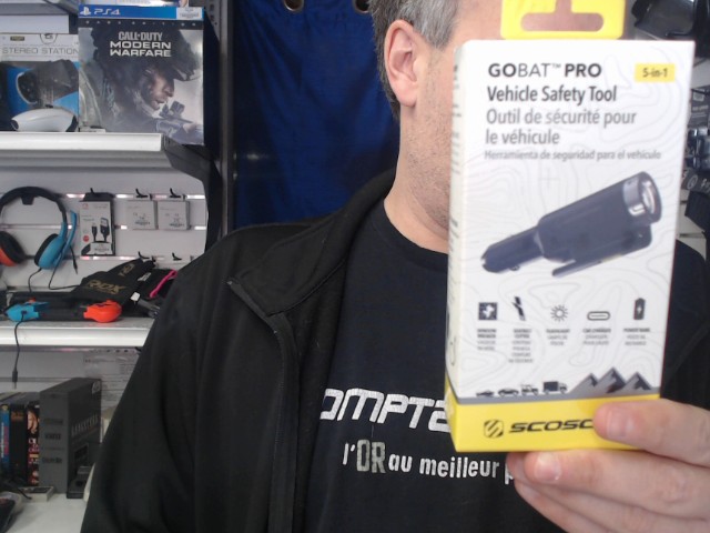 Vehicule safety tool