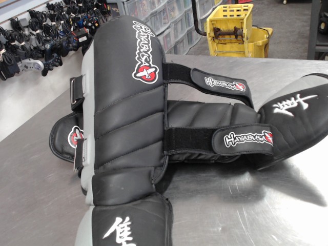 Paire jambiere pour combat(medium)