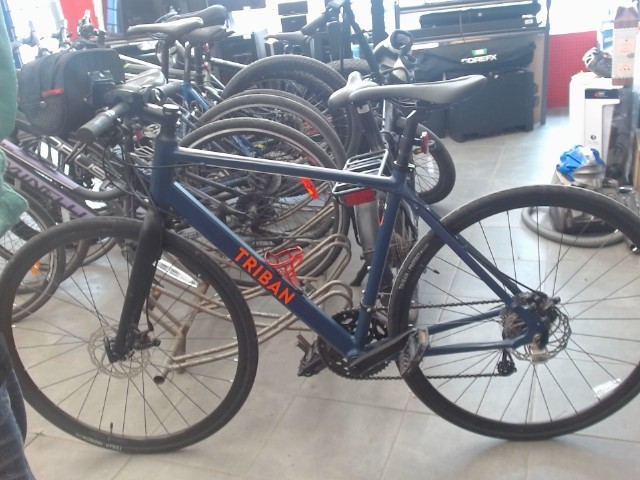 Velo de route frein a disque 27'